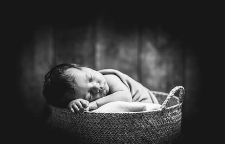 Photographe maternité bébé nouveau né Auxerre sens joigny Yonne